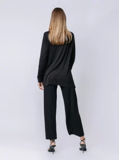 Boxy t-shirt lunga a maniche lunghe NERA