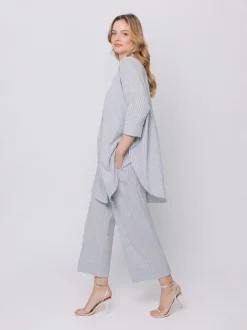 Camicia oversize in seersucker a righe