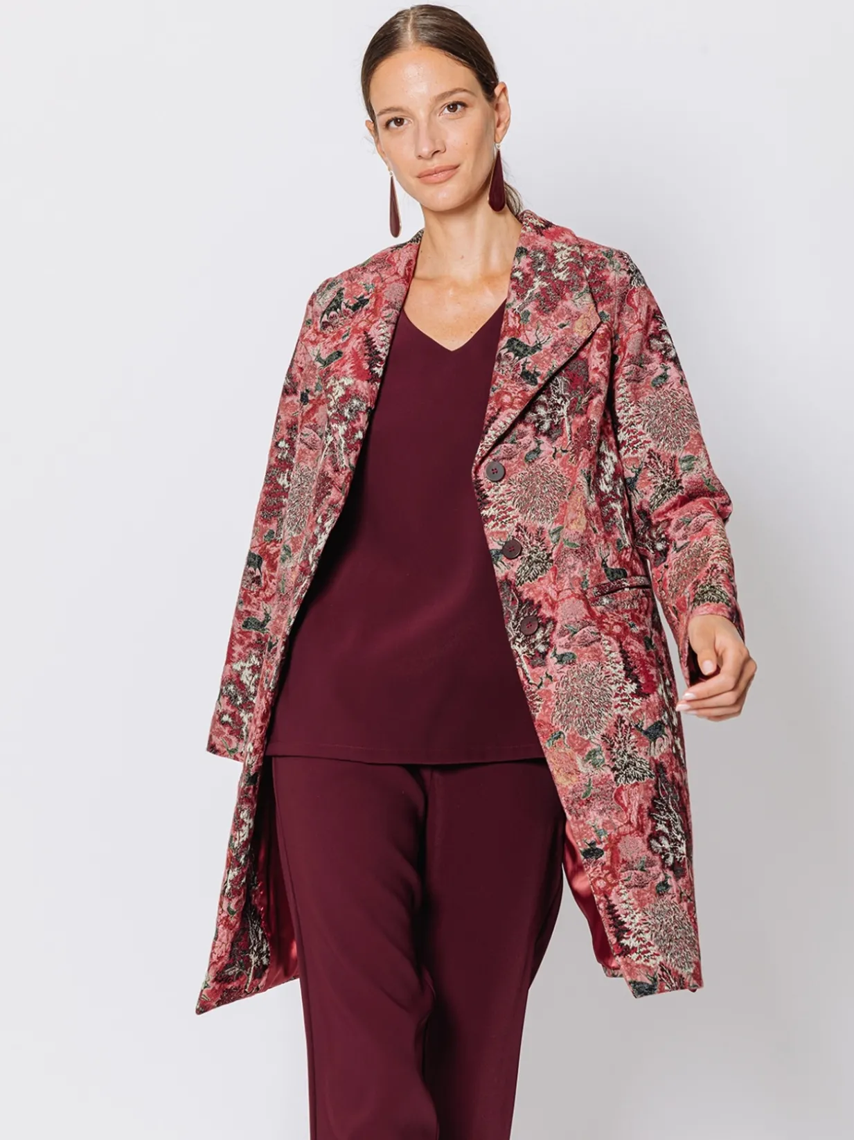 Cappottino lungo con disegno jacquard