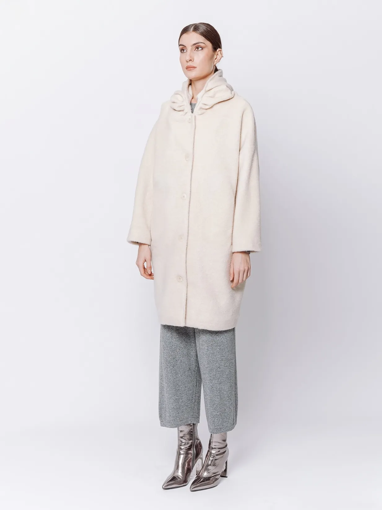 Cappotto in panno misto lana mano velour