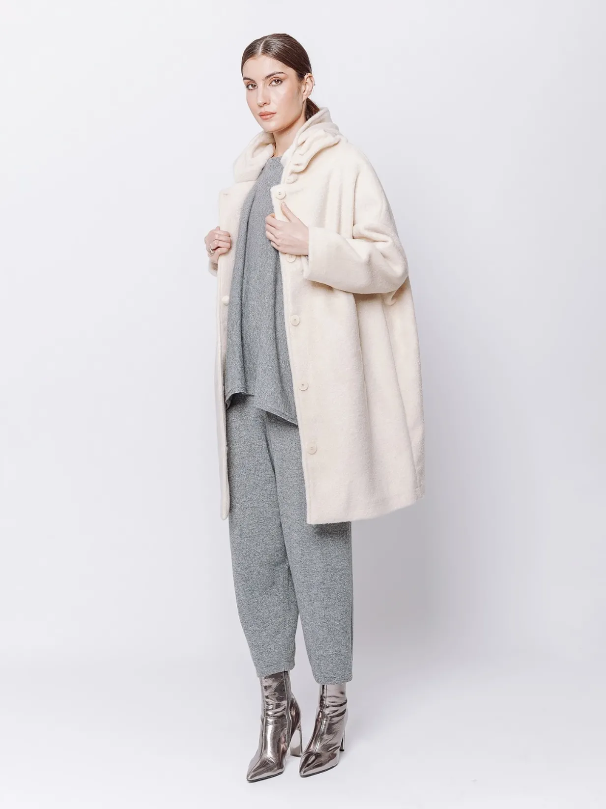 Cappotto in panno misto lana mano velour
