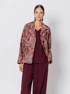 Giacca corta con disegno jacquard