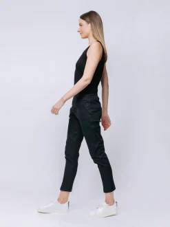 Jeans a sigaretta
