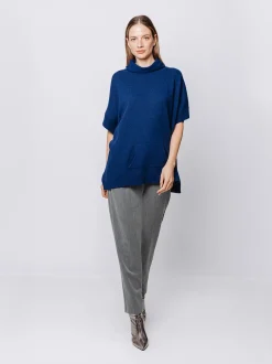 Maglia poncho collo alto