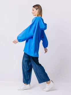Maxi felpa ultralight con cappuccio