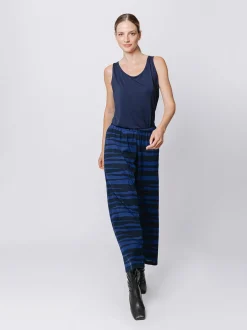 Pantalone gaucho a righe irregolari