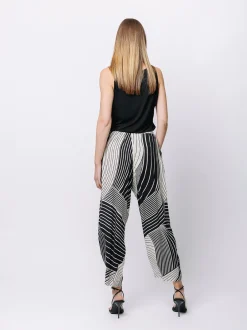 Pantalone gaucho in viscosa stampa OPTICAL