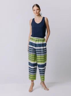 Pantalone in laminé rigato