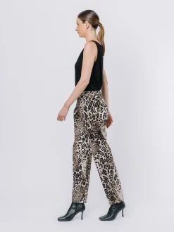 Pantaloni chino in twill di cotone animalier