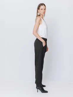 Pantaloni chino melange con cuciture a vista