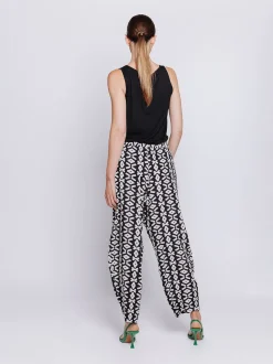 Pantaloni con stampa geometrica