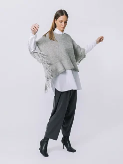 Poncho con frange