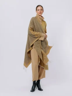 Poncho double layer