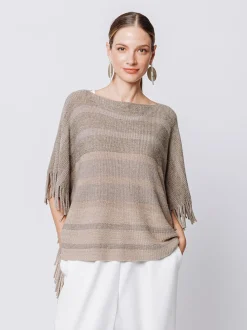 Poncho in maglia con frange