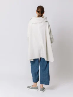 Poncho in pile