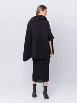 Poncho in pile