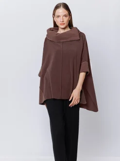 Poncho in pile