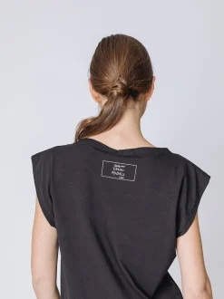 T-shirt con manica ad aletta